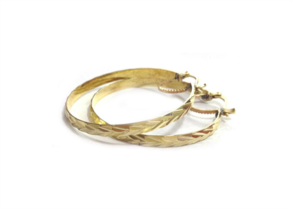 Diamond Cut Bangle Earring with Gold Plating